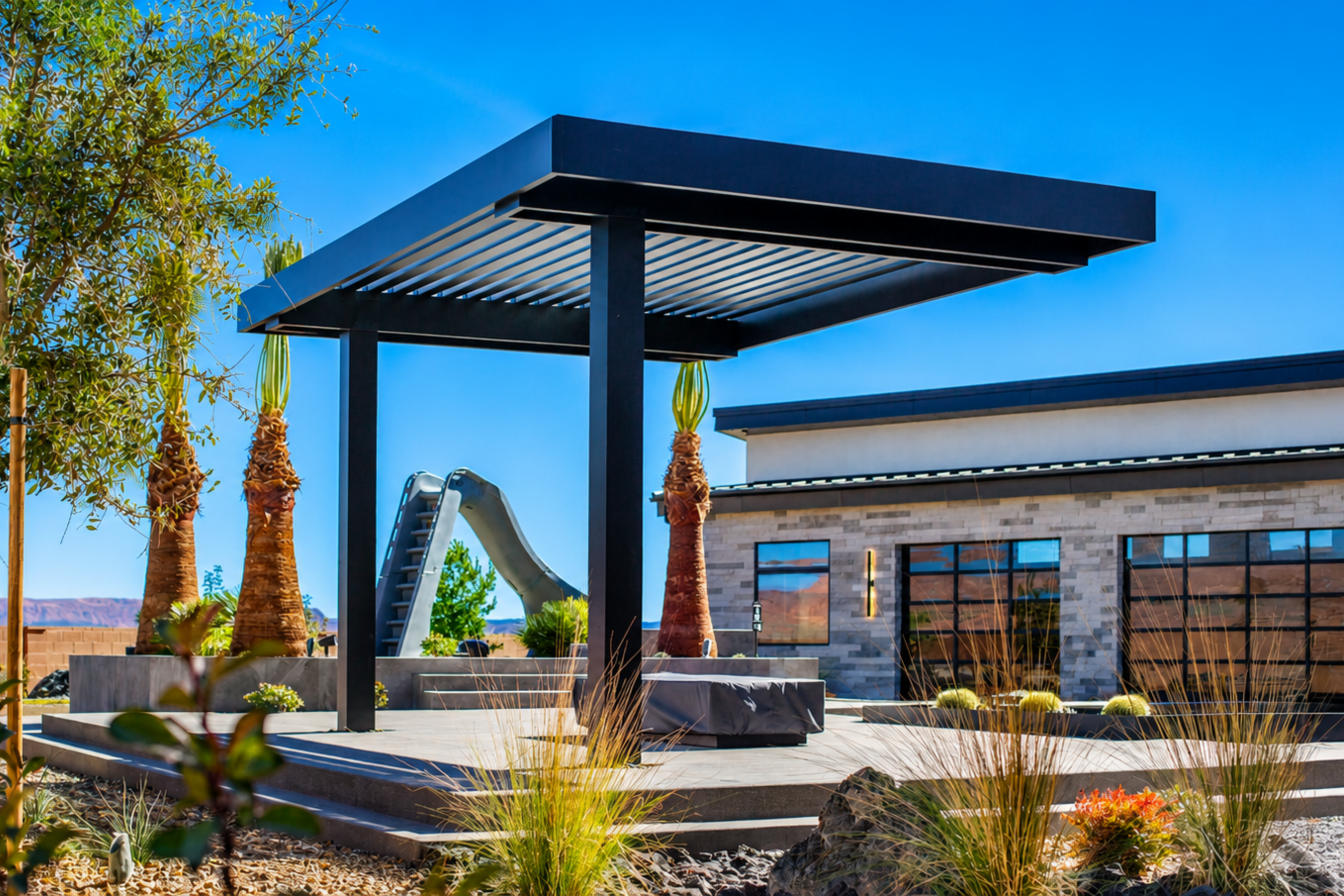 Extruded aluminum cantilever awning